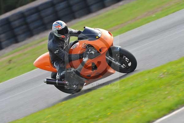 Mallory park Leicestershire;Mallory park photographs;Motorcycle action photographs;Trackday digital images;event digital images;eventdigitalimages;mallory park;no limits trackday;peter wileman photography;trackday;trackday photos
