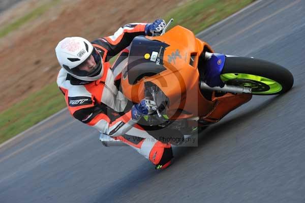 Mallory park Leicestershire;Mallory park photographs;Motorcycle action photographs;Trackday digital images;event digital images;eventdigitalimages;mallory park;no limits trackday;peter wileman photography;trackday;trackday photos