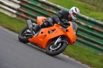 Mallory-park-Leicestershire;Mallory-park-photographs;Motorcycle-action-photographs;Trackday-digital-images;event-digital-images;eventdigitalimages;mallory-park;no-limits-trackday;peter-wileman-photography;trackday;trackday-photos