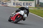 Mallory-park-Leicestershire;Mallory-park-photographs;Motorcycle-action-photographs;Trackday-digital-images;event-digital-images;eventdigitalimages;mallory-park;no-limits-trackday;peter-wileman-photography;trackday;trackday-photos