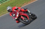 Mallory-park-Leicestershire;Mallory-park-photographs;Motorcycle-action-photographs;Trackday-digital-images;event-digital-images;eventdigitalimages;mallory-park;no-limits-trackday;peter-wileman-photography;trackday;trackday-photos