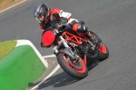 Mallory-park-Leicestershire;Mallory-park-photographs;Motorcycle-action-photographs;Trackday-digital-images;event-digital-images;eventdigitalimages;mallory-park;no-limits-trackday;peter-wileman-photography;trackday;trackday-photos