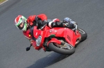 Mallory-park-Leicestershire;Mallory-park-photographs;Motorcycle-action-photographs;Trackday-digital-images;event-digital-images;eventdigitalimages;mallory-park;no-limits-trackday;peter-wileman-photography;trackday;trackday-photos