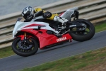 Mallory-park-Leicestershire;Mallory-park-photographs;Motorcycle-action-photographs;Trackday-digital-images;event-digital-images;eventdigitalimages;mallory-park;no-limits-trackday;peter-wileman-photography;trackday;trackday-photos