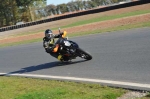 Mallory-park-Leicestershire;Mallory-park-photographs;Motorcycle-action-photographs;event-digital-images;eventdigitalimages;mallory-park;no-limits-trackday;peter-wileman-photography;trackday;trackday-digital-images;trackday-photos