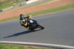 Mallory-park-Leicestershire;Mallory-park-photographs;Motorcycle-action-photographs;event-digital-images;eventdigitalimages;mallory-park;no-limits-trackday;peter-wileman-photography;trackday;trackday-digital-images;trackday-photos