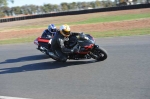 Mallory-park-Leicestershire;Mallory-park-photographs;Motorcycle-action-photographs;event-digital-images;eventdigitalimages;mallory-park;no-limits-trackday;peter-wileman-photography;trackday;trackday-digital-images;trackday-photos