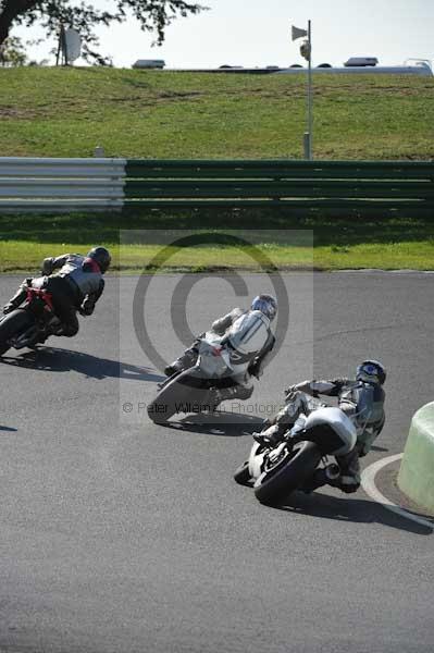 Mallory park Leicestershire;Mallory park photographs;Motorcycle action photographs;event digital images;eventdigitalimages;mallory park;no limits trackday;peter wileman photography;trackday;trackday digital images;trackday photos