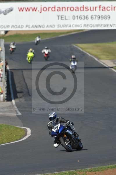 Mallory park Leicestershire;Mallory park photographs;Motorcycle action photographs;event digital images;eventdigitalimages;mallory park;no limits trackday;peter wileman photography;trackday;trackday digital images;trackday photos