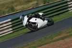 Mallory-park-Leicestershire;Mallory-park-photographs;Motorcycle-action-photographs;event-digital-images;eventdigitalimages;mallory-park;no-limits-trackday;peter-wileman-photography;trackday;trackday-digital-images;trackday-photos
