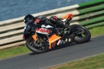 Mallory-park-Leicestershire;Mallory-park-photographs;Motorcycle-action-photographs;event-digital-images;eventdigitalimages;mallory-park;no-limits-trackday;peter-wileman-photography;trackday;trackday-digital-images;trackday-photos