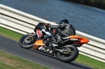 Mallory-park-Leicestershire;Mallory-park-photographs;Motorcycle-action-photographs;event-digital-images;eventdigitalimages;mallory-park;no-limits-trackday;peter-wileman-photography;trackday;trackday-digital-images;trackday-photos