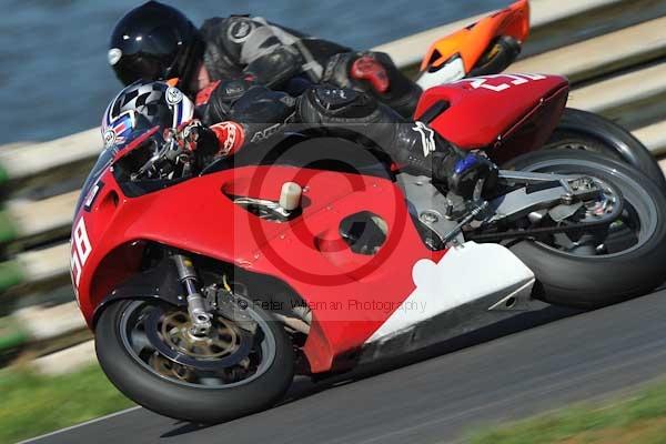 Mallory park Leicestershire;Mallory park photographs;Motorcycle action photographs;event digital images;eventdigitalimages;mallory park;no limits trackday;peter wileman photography;trackday;trackday digital images;trackday photos
