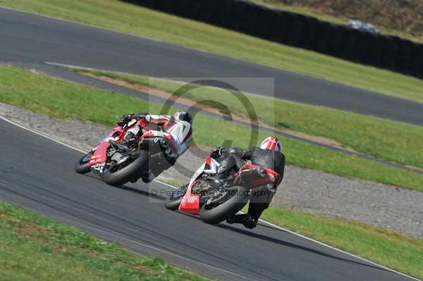 Mallory park Leicestershire;Mallory park photographs;Motorcycle action photographs;event digital images;eventdigitalimages;mallory park;no limits trackday;peter wileman photography;trackday;trackday digital images;trackday photos