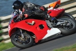 Mallory-park-Leicestershire;Mallory-park-photographs;Motorcycle-action-photographs;event-digital-images;eventdigitalimages;mallory-park;no-limits-trackday;peter-wileman-photography;trackday;trackday-digital-images;trackday-photos