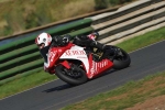 Mallory-park-Leicestershire;Mallory-park-photographs;Motorcycle-action-photographs;event-digital-images;eventdigitalimages;mallory-park;no-limits-trackday;peter-wileman-photography;trackday;trackday-digital-images;trackday-photos