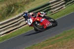 Mallory-park-Leicestershire;Mallory-park-photographs;Motorcycle-action-photographs;event-digital-images;eventdigitalimages;mallory-park;no-limits-trackday;peter-wileman-photography;trackday;trackday-digital-images;trackday-photos