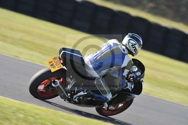 Mallory park Leicestershire;Mallory park photographs;Motorcycle action photographs;event digital images;eventdigitalimages;mallory park;no limits trackday;peter wileman photography;trackday;trackday digital images;trackday photos
