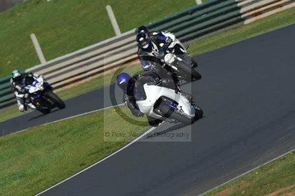 Mallory park Leicestershire;Mallory park photographs;Motorcycle action photographs;event digital images;eventdigitalimages;mallory park;no limits trackday;peter wileman photography;trackday;trackday digital images;trackday photos