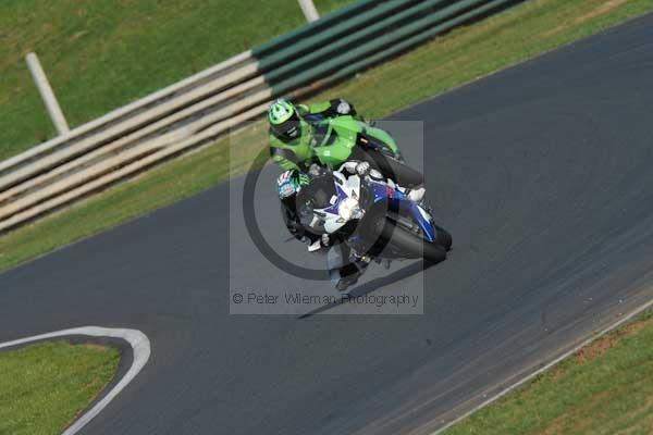 Mallory park Leicestershire;Mallory park photographs;Motorcycle action photographs;event digital images;eventdigitalimages;mallory park;no limits trackday;peter wileman photography;trackday;trackday digital images;trackday photos