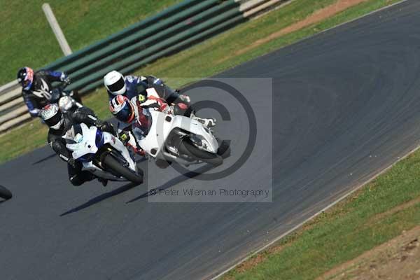 Mallory park Leicestershire;Mallory park photographs;Motorcycle action photographs;event digital images;eventdigitalimages;mallory park;no limits trackday;peter wileman photography;trackday;trackday digital images;trackday photos