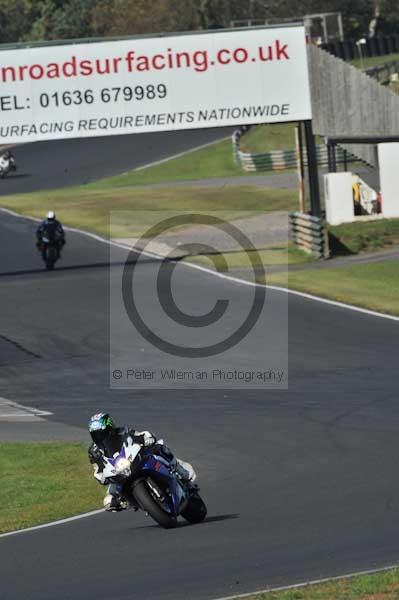 Mallory park Leicestershire;Mallory park photographs;Motorcycle action photographs;event digital images;eventdigitalimages;mallory park;no limits trackday;peter wileman photography;trackday;trackday digital images;trackday photos