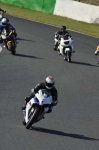 Mallory-park-Leicestershire;Mallory-park-photographs;Motorcycle-action-photographs;event-digital-images;eventdigitalimages;mallory-park;no-limits-trackday;peter-wileman-photography;trackday;trackday-digital-images;trackday-photos