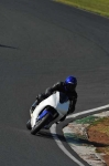 Mallory-park-Leicestershire;Mallory-park-photographs;Motorcycle-action-photographs;event-digital-images;eventdigitalimages;mallory-park;no-limits-trackday;peter-wileman-photography;trackday;trackday-digital-images;trackday-photos