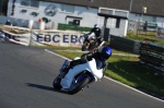 Mallory-park-Leicestershire;Mallory-park-photographs;Motorcycle-action-photographs;event-digital-images;eventdigitalimages;mallory-park;no-limits-trackday;peter-wileman-photography;trackday;trackday-digital-images;trackday-photos