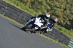 Mallory-park-Leicestershire;Mallory-park-photographs;Motorcycle-action-photographs;event-digital-images;eventdigitalimages;mallory-park;no-limits-trackday;peter-wileman-photography;trackday;trackday-digital-images;trackday-photos