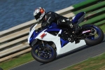 Mallory-park-Leicestershire;Mallory-park-photographs;Motorcycle-action-photographs;event-digital-images;eventdigitalimages;mallory-park;no-limits-trackday;peter-wileman-photography;trackday;trackday-digital-images;trackday-photos
