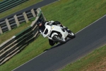 Mallory-park-Leicestershire;Mallory-park-photographs;Motorcycle-action-photographs;event-digital-images;eventdigitalimages;mallory-park;no-limits-trackday;peter-wileman-photography;trackday;trackday-digital-images;trackday-photos
