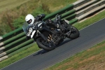 Mallory-park-Leicestershire;Mallory-park-photographs;Motorcycle-action-photographs;event-digital-images;eventdigitalimages;mallory-park;no-limits-trackday;peter-wileman-photography;trackday;trackday-digital-images;trackday-photos