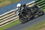 Mallory-park-Leicestershire;Mallory-park-photographs;Motorcycle-action-photographs;event-digital-images;eventdigitalimages;mallory-park;no-limits-trackday;peter-wileman-photography;trackday;trackday-digital-images;trackday-photos