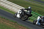 Mallory-park-Leicestershire;Mallory-park-photographs;Motorcycle-action-photographs;event-digital-images;eventdigitalimages;mallory-park;no-limits-trackday;peter-wileman-photography;trackday;trackday-digital-images;trackday-photos