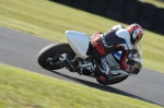Mallory-park-Leicestershire;Mallory-park-photographs;Motorcycle-action-photographs;event-digital-images;eventdigitalimages;mallory-park;no-limits-trackday;peter-wileman-photography;trackday;trackday-digital-images;trackday-photos