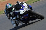 Mallory-park-Leicestershire;Mallory-park-photographs;Motorcycle-action-photographs;event-digital-images;eventdigitalimages;mallory-park;no-limits-trackday;peter-wileman-photography;trackday;trackday-digital-images;trackday-photos