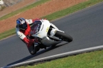Mallory-park-Leicestershire;Mallory-park-photographs;Motorcycle-action-photographs;event-digital-images;eventdigitalimages;mallory-park;no-limits-trackday;peter-wileman-photography;trackday;trackday-digital-images;trackday-photos