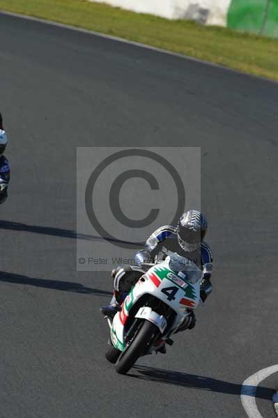 Mallory park Leicestershire;Mallory park photographs;Motorcycle action photographs;event digital images;eventdigitalimages;mallory park;no limits trackday;peter wileman photography;trackday;trackday digital images;trackday photos