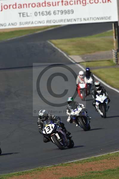 Mallory park Leicestershire;Mallory park photographs;Motorcycle action photographs;event digital images;eventdigitalimages;mallory park;no limits trackday;peter wileman photography;trackday;trackday digital images;trackday photos