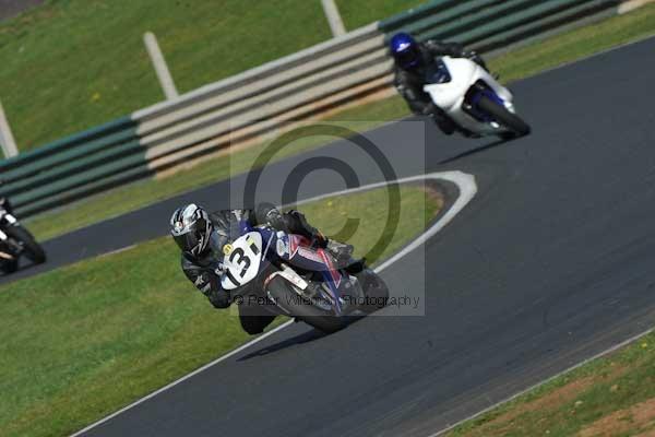 Mallory park Leicestershire;Mallory park photographs;Motorcycle action photographs;event digital images;eventdigitalimages;mallory park;no limits trackday;peter wileman photography;trackday;trackday digital images;trackday photos
