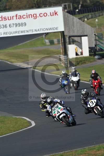 Mallory park Leicestershire;Mallory park photographs;Motorcycle action photographs;event digital images;eventdigitalimages;mallory park;no limits trackday;peter wileman photography;trackday;trackday digital images;trackday photos