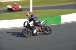 Mallory-park-Leicestershire;Mallory-park-photographs;Motorcycle-action-photographs;event-digital-images;eventdigitalimages;mallory-park;no-limits-trackday;peter-wileman-photography;trackday;trackday-digital-images;trackday-photos
