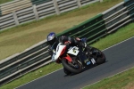 Mallory-park-Leicestershire;Mallory-park-photographs;Motorcycle-action-photographs;event-digital-images;eventdigitalimages;mallory-park;no-limits-trackday;peter-wileman-photography;trackday;trackday-digital-images;trackday-photos