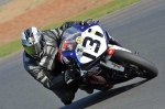 Mallory-park-Leicestershire;Mallory-park-photographs;Motorcycle-action-photographs;event-digital-images;eventdigitalimages;mallory-park;no-limits-trackday;peter-wileman-photography;trackday;trackday-digital-images;trackday-photos
