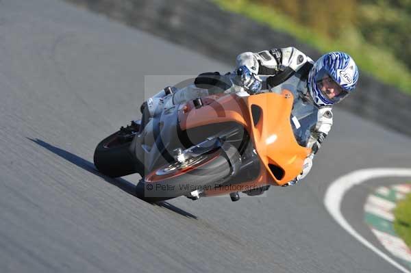 Mallory park Leicestershire;Mallory park photographs;Motorcycle action photographs;event digital images;eventdigitalimages;mallory park;no limits trackday;peter wileman photography;trackday;trackday digital images;trackday photos