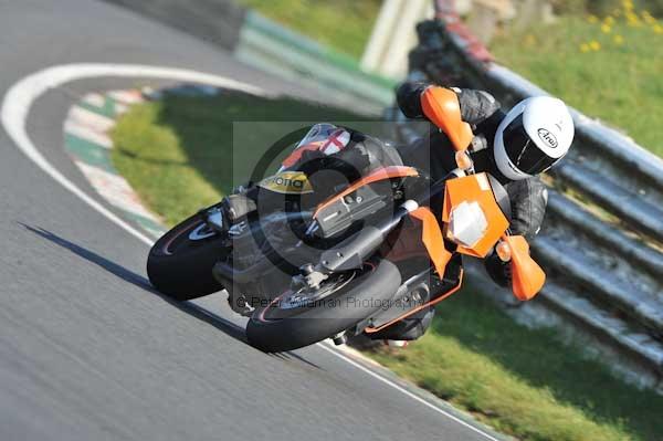 Mallory park Leicestershire;Mallory park photographs;Motorcycle action photographs;event digital images;eventdigitalimages;mallory park;no limits trackday;peter wileman photography;trackday;trackday digital images;trackday photos