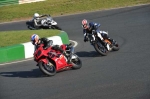Mallory-park-Leicestershire;Mallory-park-photographs;Motorcycle-action-photographs;event-digital-images;eventdigitalimages;mallory-park;no-limits-trackday;peter-wileman-photography;trackday;trackday-digital-images;trackday-photos