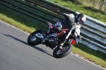 Mallory-park-Leicestershire;Mallory-park-photographs;Motorcycle-action-photographs;event-digital-images;eventdigitalimages;mallory-park;no-limits-trackday;peter-wileman-photography;trackday;trackday-digital-images;trackday-photos