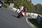 Mallory-park-Leicestershire;Mallory-park-photographs;Motorcycle-action-photographs;event-digital-images;eventdigitalimages;mallory-park;no-limits-trackday;peter-wileman-photography;trackday;trackday-digital-images;trackday-photos